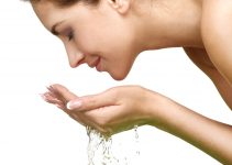 Le démaquillant 2en1 pour yeux,  Garnier Express lotion à double action.